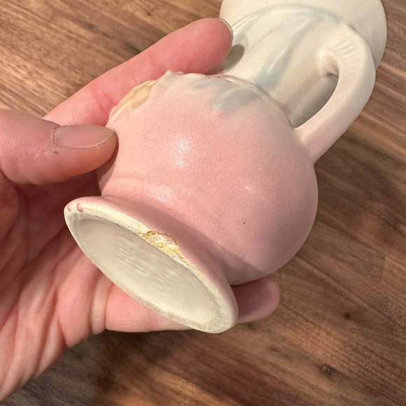 Vintage Hull Flower Vase, Orchid Motif, Double Handle, USA made, 1930s - Picture 6 of 6